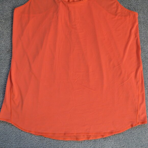 Lululemon Essential Tank Top Pleated *EUC - Picture 5 of 9